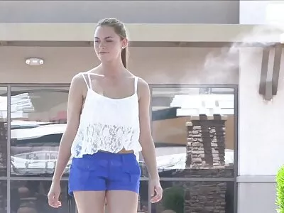 Uma seleção de filme pornô comendo a mãe momentos quentes com a charmosa Adriana Chechik