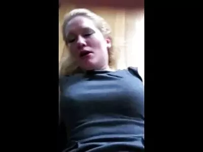 Peituda Milf foi acertada vídeos pornô de mãe e filho na cozinha