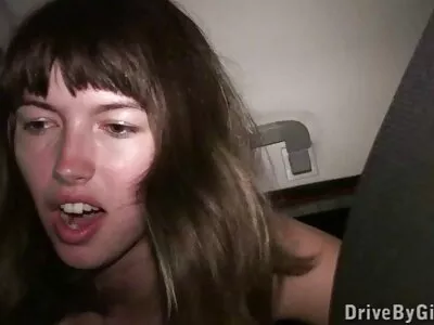 Latina apimentada em meias é devidamente fodida e video porno comendo a mae facializada