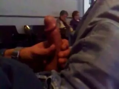 Loira Kate Kennedy chupando pau e fudendo com um vídeo de pornô comendo a mãe robô