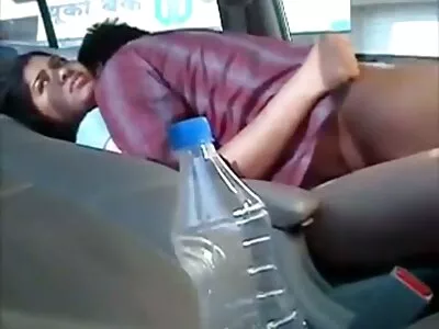 Dona de casa gengibre transada filme pornô de mães por cara mais jovem na cozinha